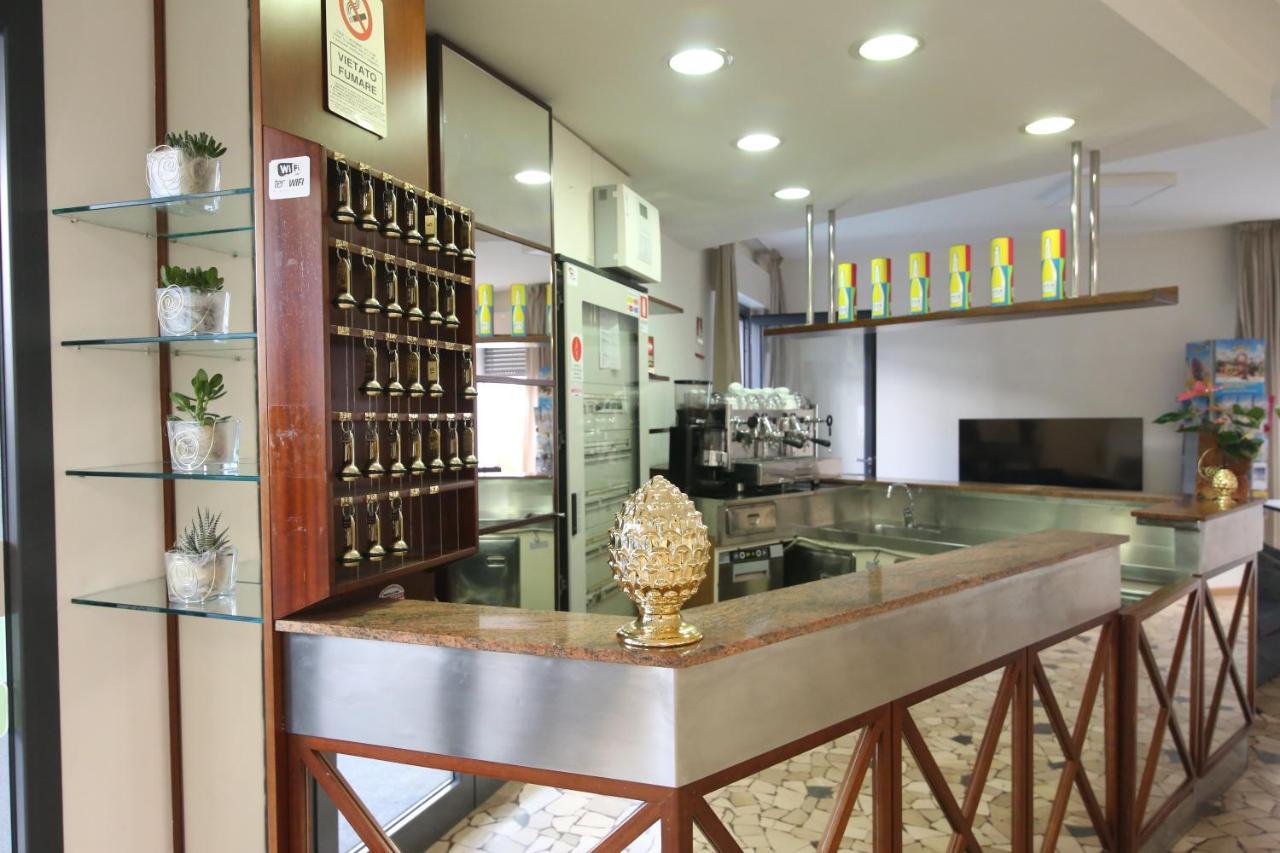Hotel Soave Rimini Esterno foto