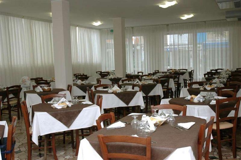 Hotel Soave Rimini Esterno foto